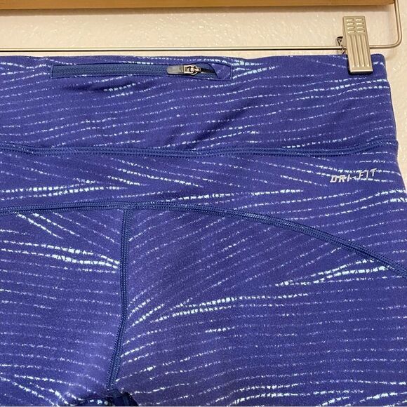 NIKE Epic Run compression Fit Womens Capri Training reflective leggings -S - Picture 10 of 12